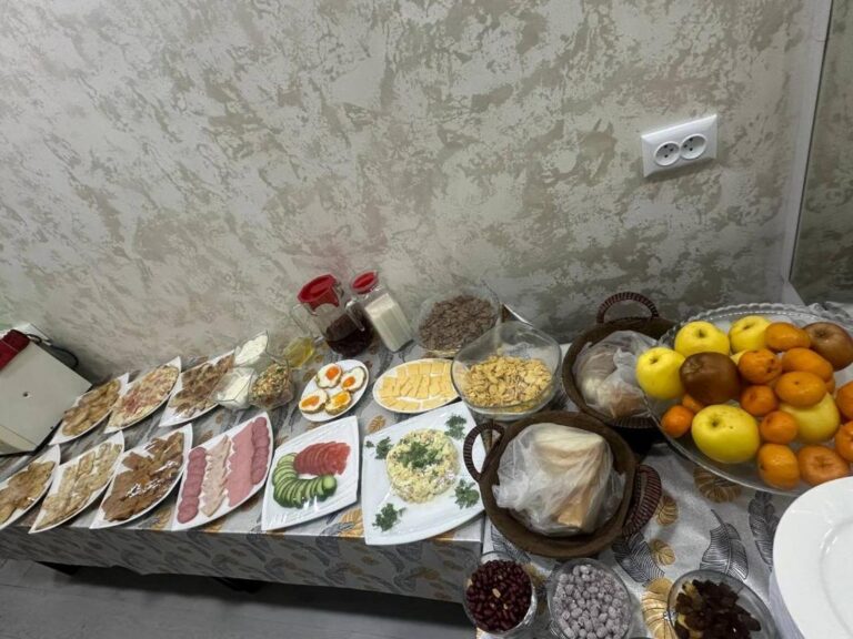 breakfast 35 768x576