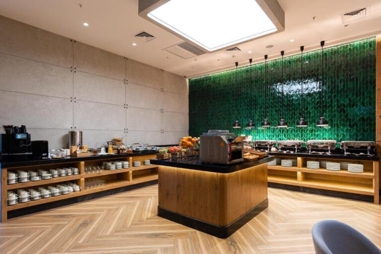 breakfast 40 768x512