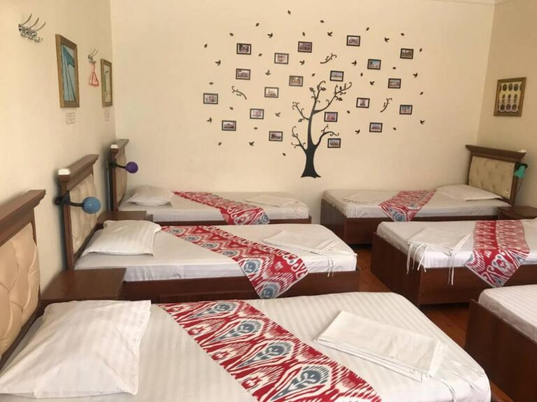 dorm room 768x576