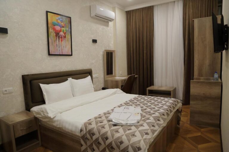 double room 14 768x512