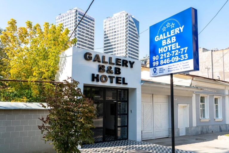 hotel and hostel gallery 768x512