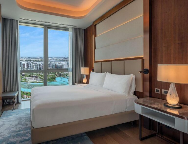 room 1 768x587