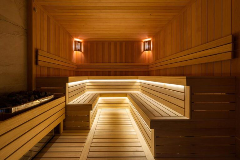 sauna 15 768x512