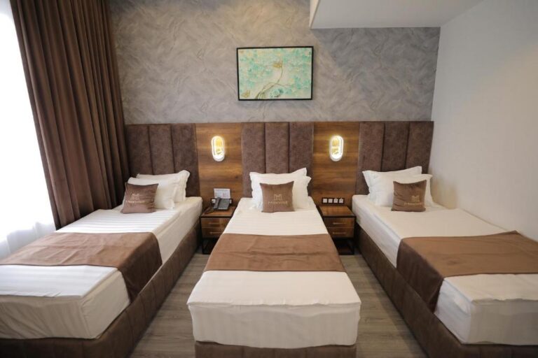triple room 2 768x512