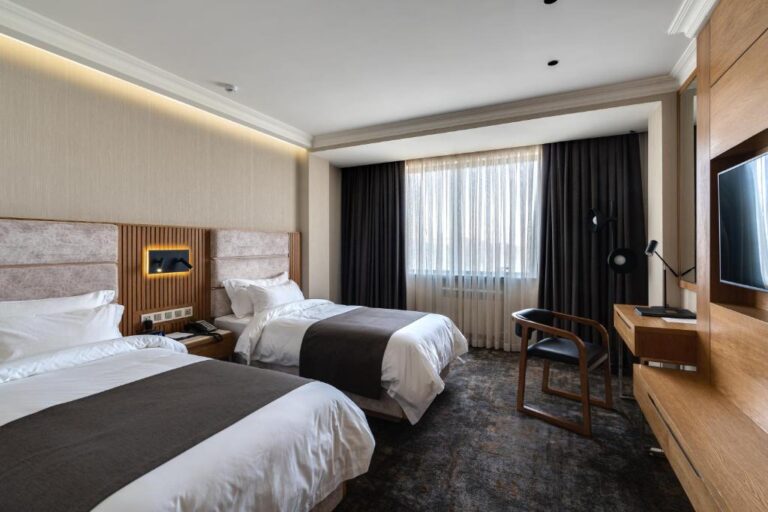 twin room 20 768x512