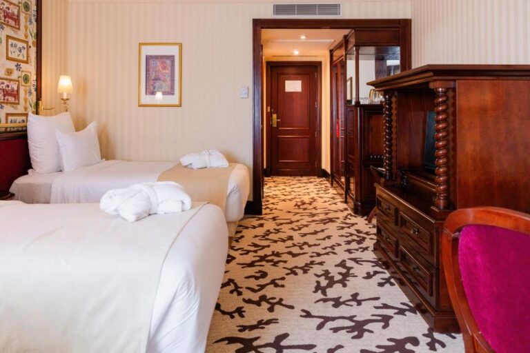 twin room 25 768x512