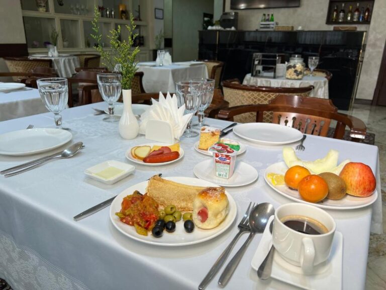 breakfast 16 768x576