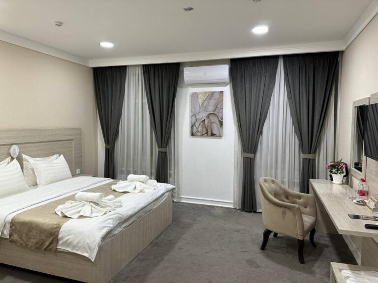 double room 49 768x576