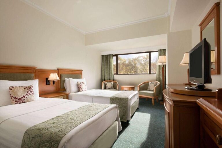 twin room 10 768x512