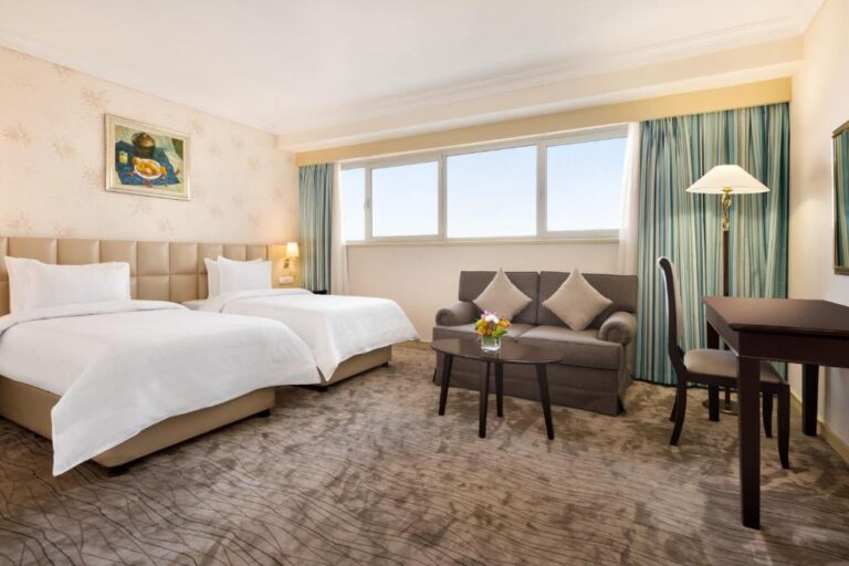 twin room 55 768x512