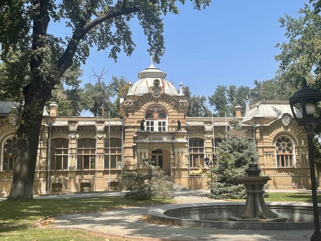 romanov palace tashkent 1024x768